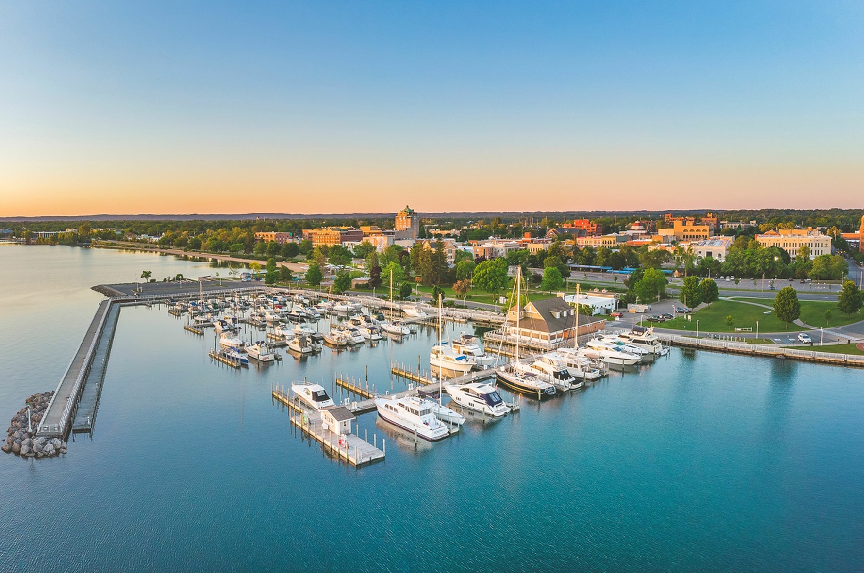 Slide-5 Located on the shores of Grand Traverse Bay